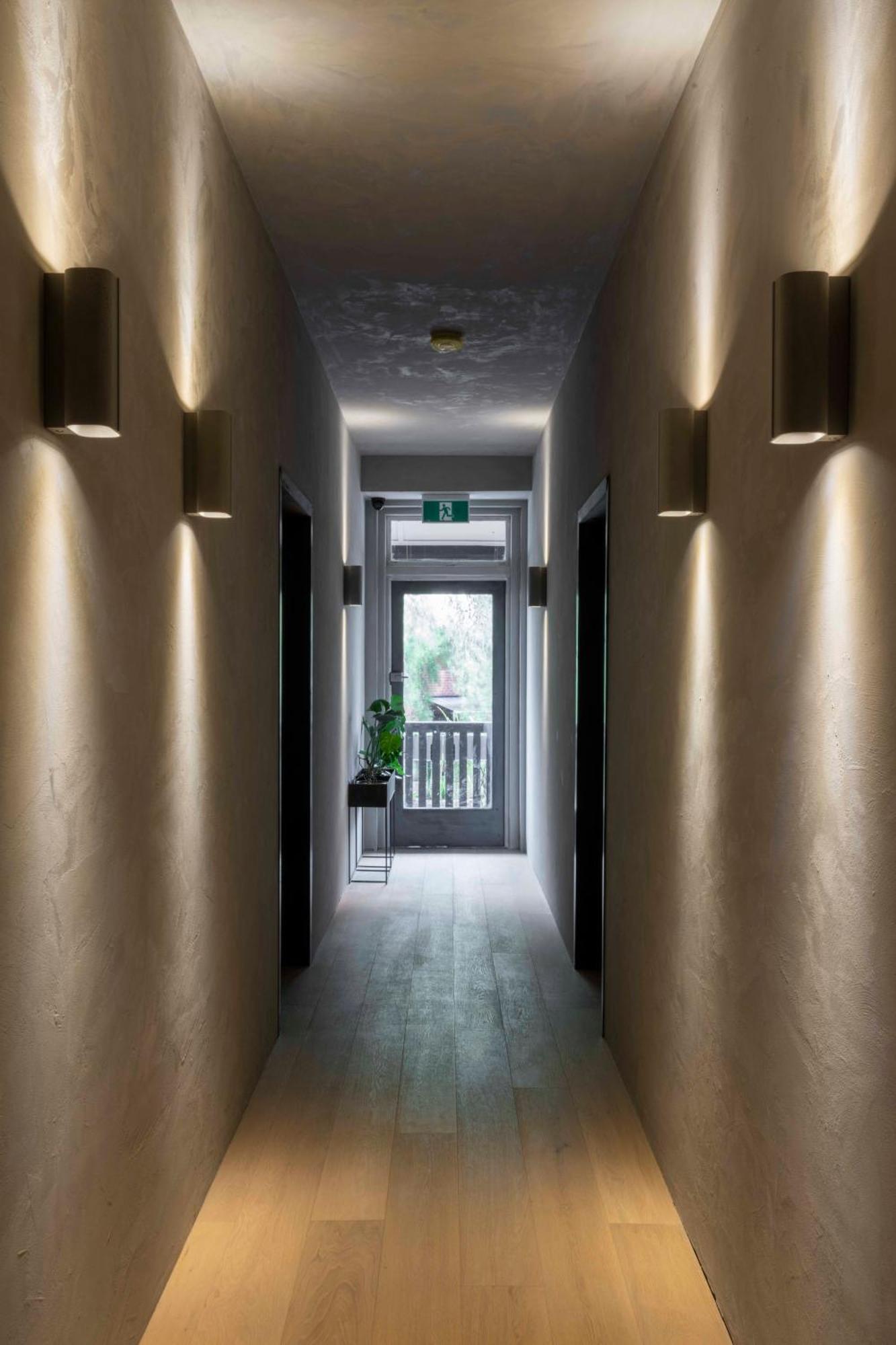 In The Brick Spa And Hotel เมลเบิร์น ภายนอก รูปภาพ